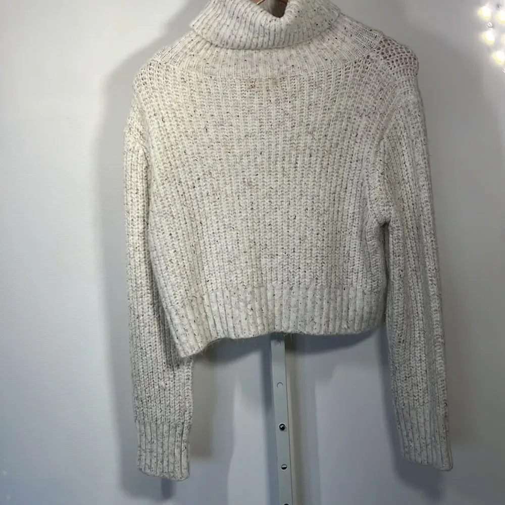 POL Women’s Chunky Knit Cropped Turtleneck Sweater Cream Size Large